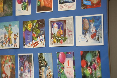 Более 2 тыс. елочных игрушек, гирлянд и открыток разных эпох представили на выставке в Могилеве