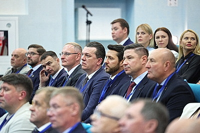 Около 2 тыс. молодых белорусских атлетов и тренеров получают стипендии Президентского спортивного клуба