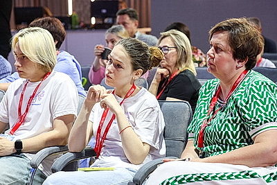 Пресс-конференция с членами жюри конкурса исполнителей эстрадной песни прошла в Витебске