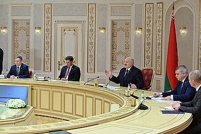 Лукашенко встретился с губернатором Ростовской области России