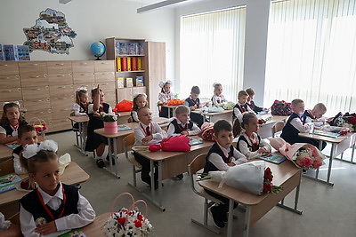 Образование - важнейший приоритет государства. Турчин открыл начальную школу в Слуцке