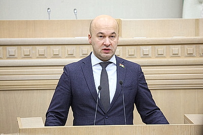 Заседание четвертой сессии Совета Республики проходит в Минске