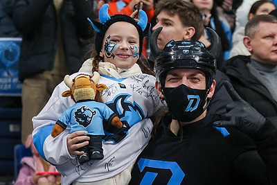 Хоккеисты минского \"Динамо\" отправили шесть безответных шайб в ворота \"Спартака\"