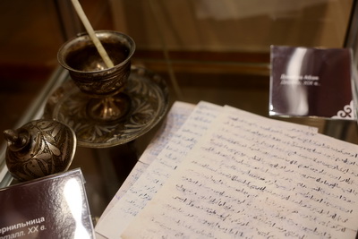 Знакомство с культурой Казахстана. Выставка к 180-летию со дня рождения Абая Кунанбаева открылась в Минске