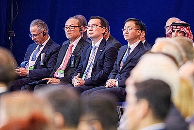 Делегации более 40 государств и 7 международных организаций. В Минске проходит международная конференция по евразийской безопасности