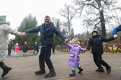 Возвращение Снегурочки большим праздником отметили в Беловежской пуще