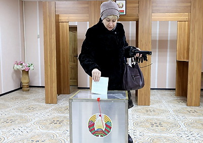 Международные наблюдатели посетили участки для голосования в Орше