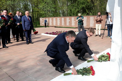 \"Основу успеха закладывают кадры\". Республиканский форум сельской молодежи проходит в Горках