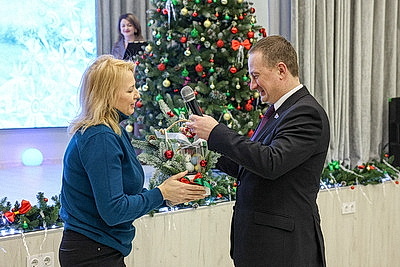 Турчин поздравил воспитанников Ивенецкого социального пансионата