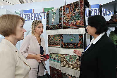 Выставку достижений народного хозяйства регионов Беларуси и Узбекистана представили в Витебске