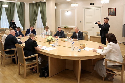 Встречу с председателями областных Советов депутатов и руководством Белкоопсоюза провели в Совете Республики