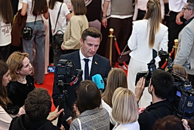 В Минске состоялась премьера фильма \"Классная\"