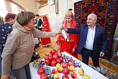 В Гродно впервые прошел Праздник граната