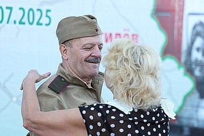 Уникальный передвижной музей \"Поезд Победы\" встретили в Минске