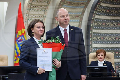 В Минской области наградили 45 представителей различных сфер народного хозяйства