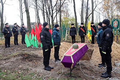 В Ветке захоронили военного летчика, погибшего при обороне Ленинграда в 1943-м