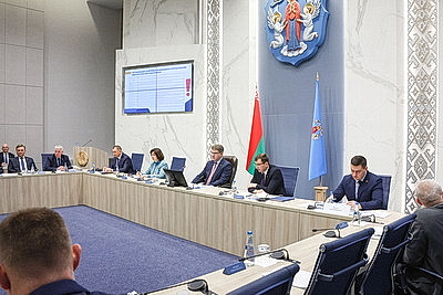 Вовлечение в вопросы контроля, реализация инициатив. Как в Минске проводится молодежная политика