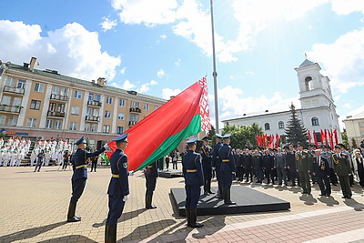 В Бресте прошел митинг, посвященный государственным символам Беларуси
