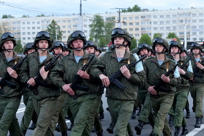 Репетиции парада в честь 80-летия Великой Победы прошли в регионах Беларуси