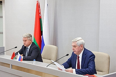 Консолидация общества, науки, политики: в Буйничах идет первое заседание комиссии ПС по сохранению исторической памяти