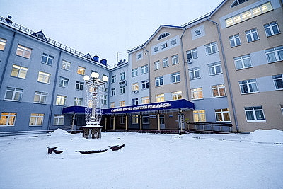 Настоящее новогоднее чудо. В Витебске поздравили мам, родивших накануне праздника