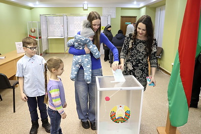 Началось досрочное голосование на выборах Президента Беларуси