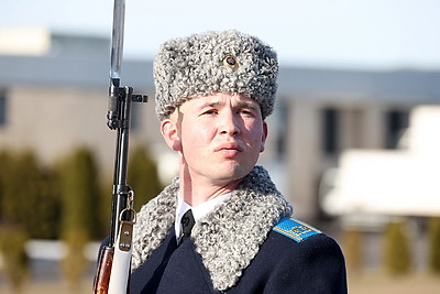 Лидер Мьянмы Мин Аун Хлайн прибыл с официальным визитом в Беларусь