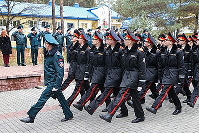 Быть честными и добросовестными. Клятву лицеиста МЧС дали 77 ребят