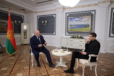 Лукашенко дал интервью американскому блогеру Марио Науфалу