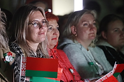 Торжественные мероприятия по случаю Дня народного единства состоялись в регионах Беларуси