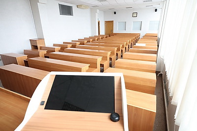 Вузы Беларуси: БГЭУ и БарГУ