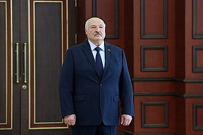 Лукашенко прибыл в Бишкек, где примет участие в саммите ОДКБ