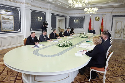 Лукашенко представили законопроект о статусе председателей рай- и горисполкомов
