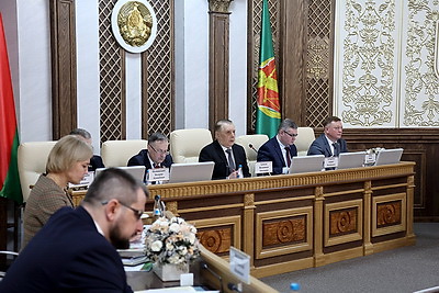 Пленум ВС посвятил очередное заседание теме незаконного оборота наркотиков и оргпреступности