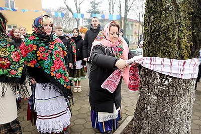 \"Разам спяваць и вясну-красну гукаць\". В Гродненском районе прошел праздник \"Гуканне вясны\"