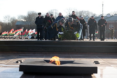 В Брестской крепости в преддверии 23 февраля возложили цветы и почтили память защитников Отечества