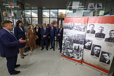 Экспозиция \"Хлеб - невидимая сила Победы\" открылась в Совете Республики