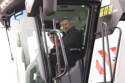 Поставки комплектующих для комбайнов. \"Гомсельмаш\" планирует развивать партнерство с \"Ростсельмашем\"