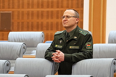 Представители органов погранслужбы посетили с экскурсией Дворец Независимости