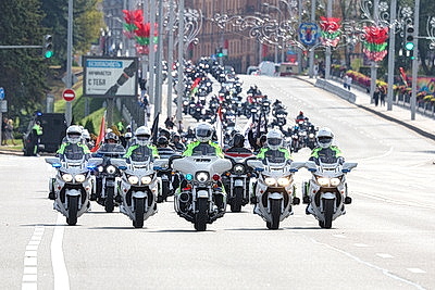 Мотопарад H.O.G. Rally Minsk стартовал от Кургана Славы в праздничный Минск