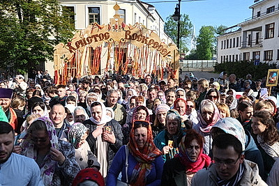 Крестный ход и божественная литургия в честь 125-летия Гродненской епархии прошли в Гродно