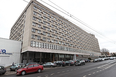 Сивак представил нового министра коллективу Минстройархитектуры