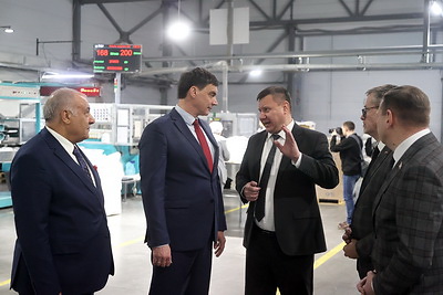 Новую линию по производству впитывающих одноразовых пеленок запустили в СЭЗ \"Могилев\"