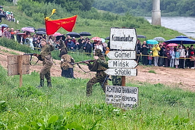 В Шклове прошла военно-историческая реконструкция боя \"Освобождение Шкловского района\"