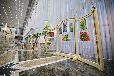 Главы делегаций ЕАГ посетили Дворец Независимости