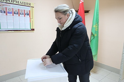 Досрочное голосование на выборах Президента продолжается в Беларуси