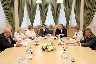 Встречу с председателями областных Советов депутатов и руководством Белкоопсоюза провели в Совете Республики
