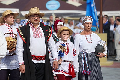 Подворья, выставки, концерты. Волковыск принимает областные \"Дажынкi\"