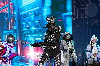 Новогодняя атмосфера и сказочные герои в ярких спектаклях: праздничные локации Минска