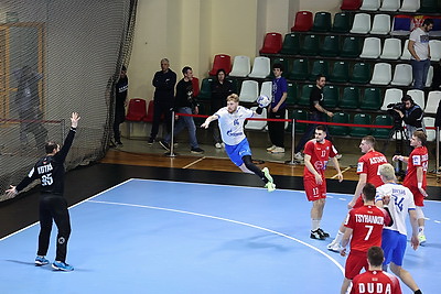 Гандболисты \"Машеки\" уступили \"Зениту\" в SEHA-лиге